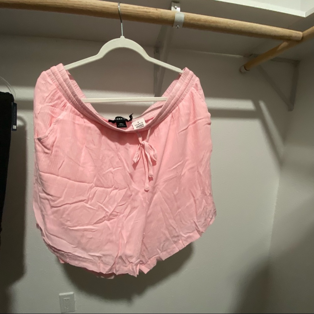 NWT Torrid Pink gauze crinkle shirts